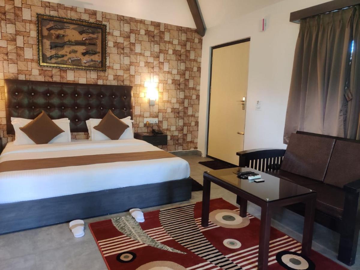 Misty Rain Estate Hotell Madikeri Eksteriør bilde