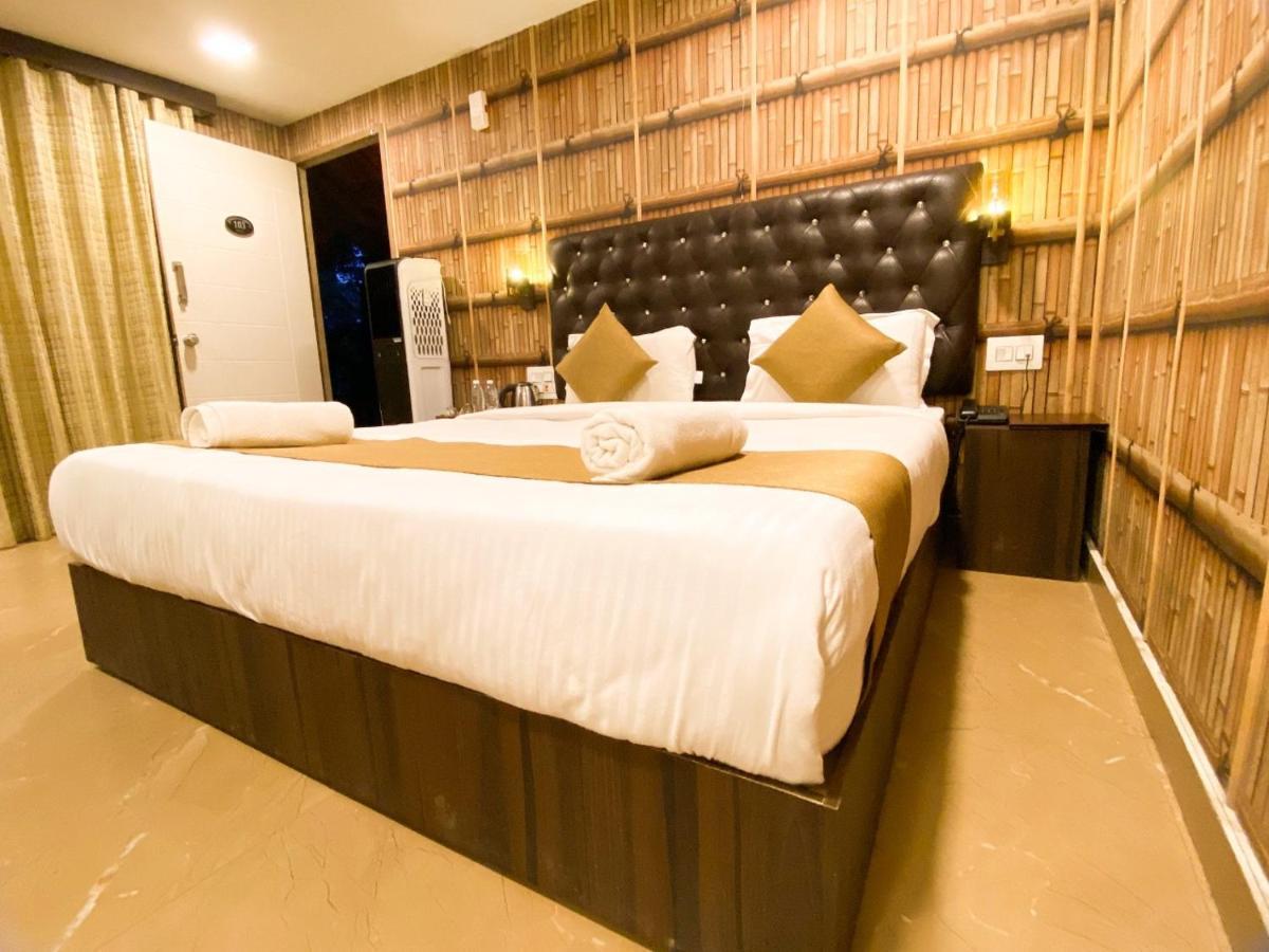 Misty Rain Estate Hotell Madikeri Eksteriør bilde