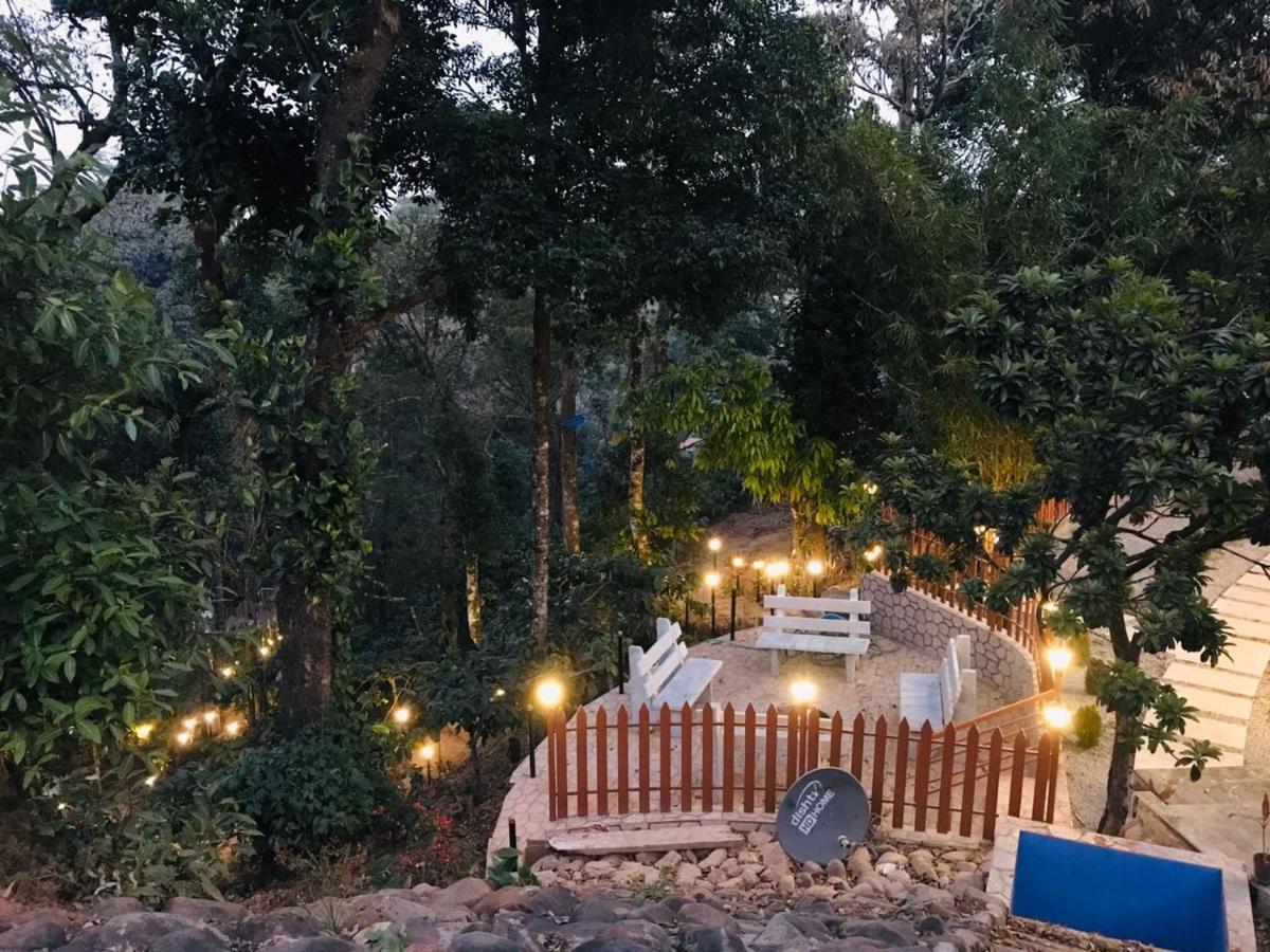 Misty Rain Estate Hotell Madikeri Eksteriør bilde