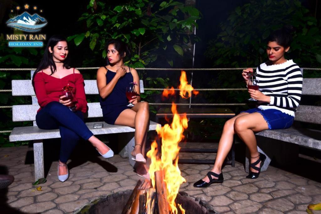 Misty Rain Estate Hotell Madikeri Eksteriør bilde