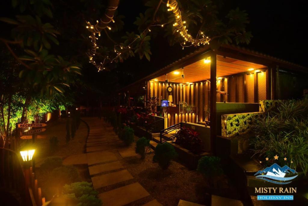 Misty Rain Estate Hotell Madikeri Eksteriør bilde