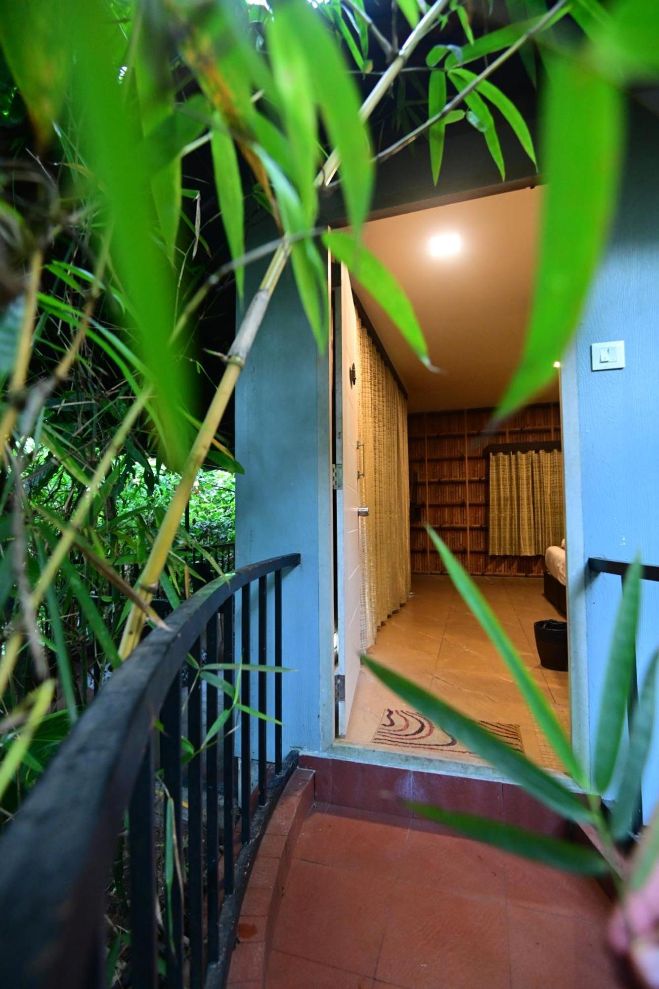Misty Rain Estate Hotell Madikeri Eksteriør bilde