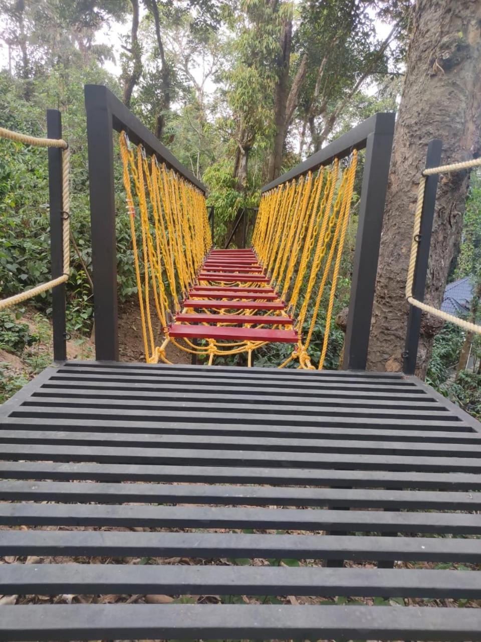 Misty Rain Estate Hotell Madikeri Eksteriør bilde