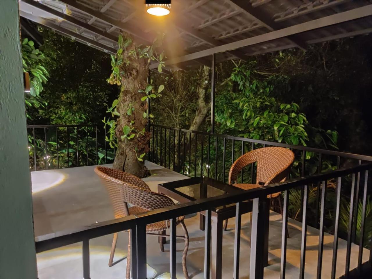 Misty Rain Estate Hotell Madikeri Eksteriør bilde