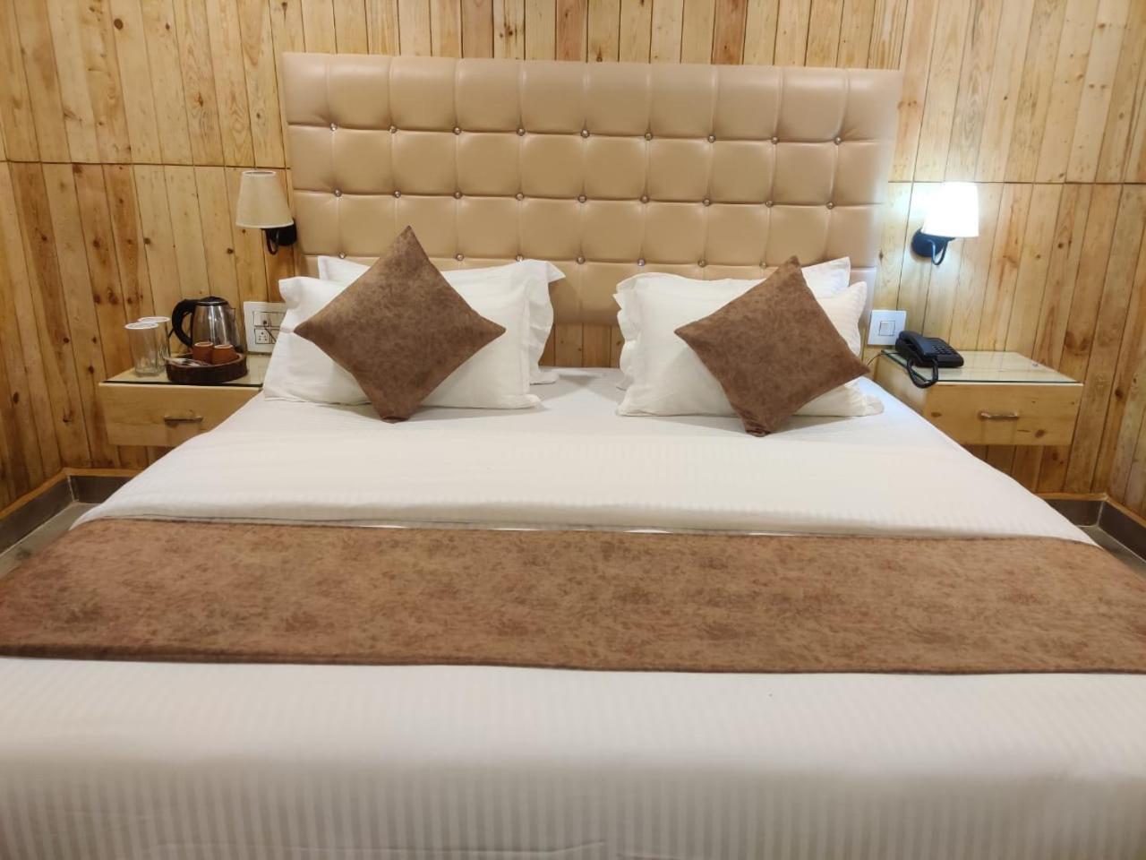 Misty Rain Estate Hotell Madikeri Eksteriør bilde